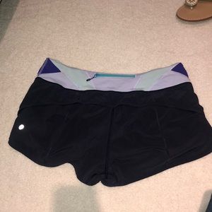 Lululemon shorts 2.5 inches
